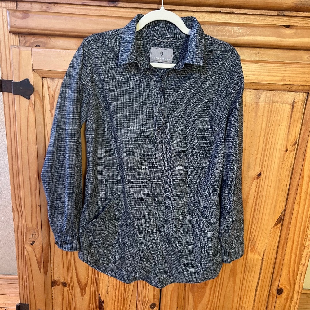 Royal Robbins Tunic Top 3/4 Button Up Pockets Hemp Black/Gray Plaid Size Medium